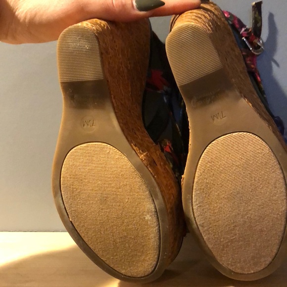 Guess wedge sandals - Picture 4 of 7